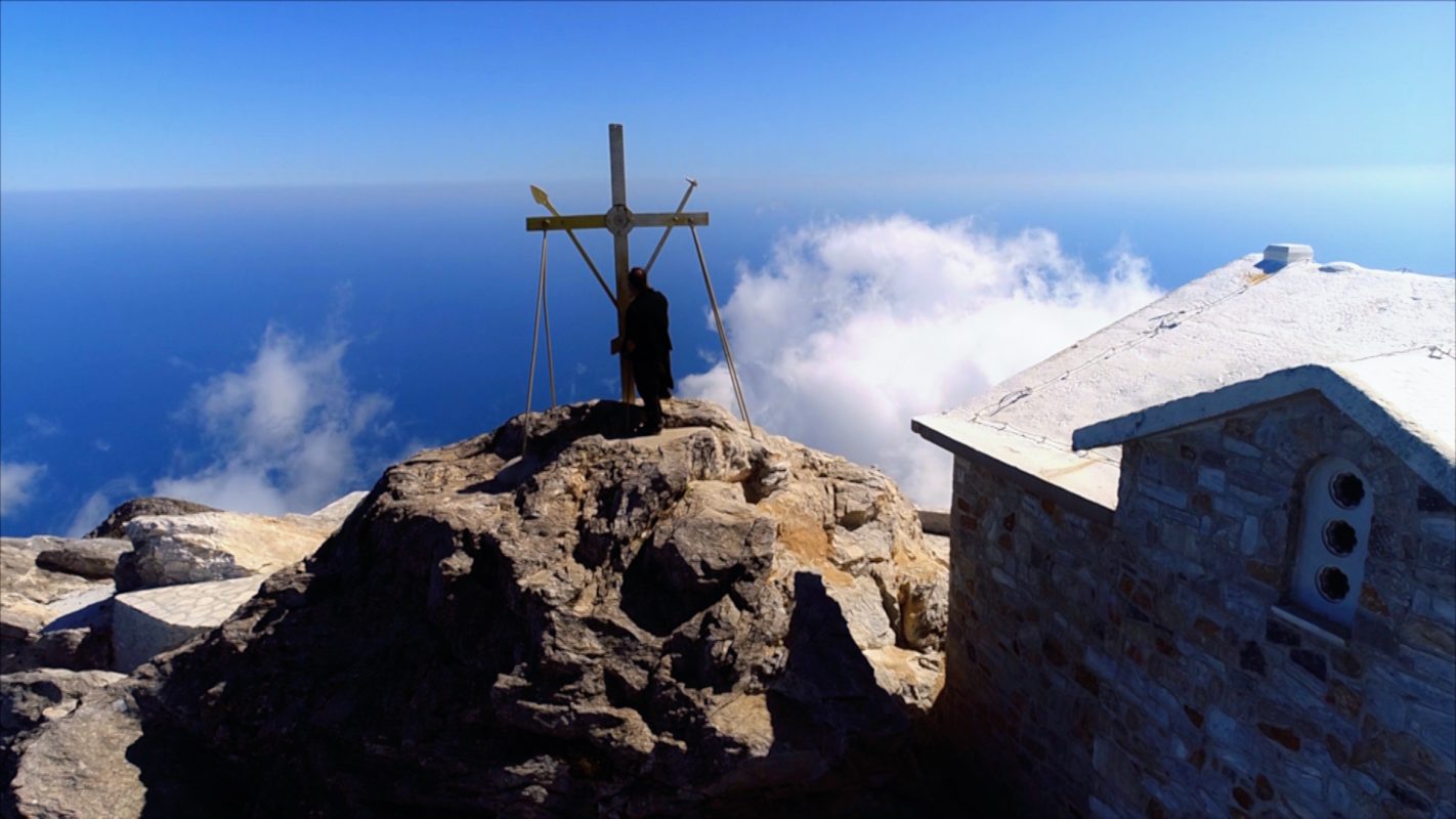 Άθως, η πιο φωτεινή κορυφή του κόσμου Μία συνέντευξη της Μαρίας Σιούλα από  τον δημιουργό του Ντοκιμαντέρ Αργύρη Λιάπη(video) - MyCity %